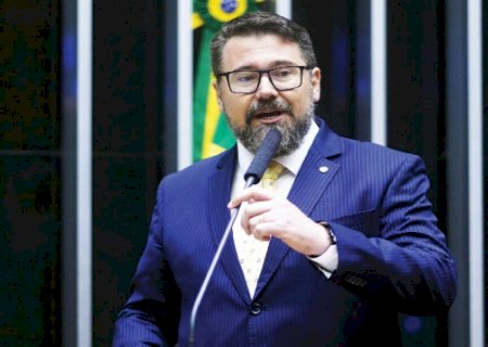 Pollon pede policial nas escolas e debate sobre maioridade penal
