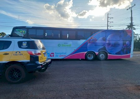 Guarda flagra ônibus ‘fake’ do Hospital do Amor em Dourados