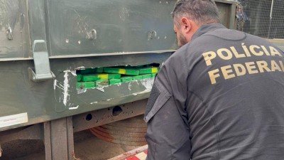 PF apreende aproximadamente 500 kg de maconha em MS