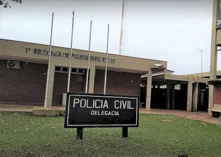 Homem é preso após agredir irmã com golpe de facão na aldeia Jaguapiru