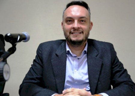 Vereador afastado por grilagem de terra da União reassume mandato