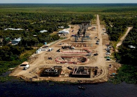 Governo vistoria ponte sobre o Rio Paraguai para fortalecer a Rota Bioceânica