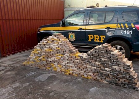 PRF apreende 448 quilos de cocaína em Miranda