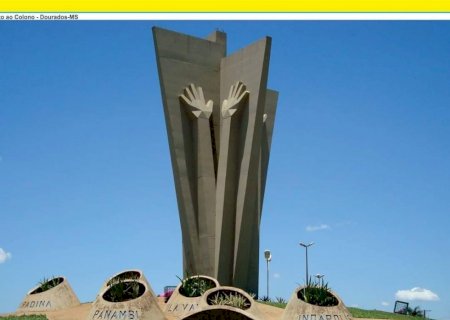 Monumento Retrata a Saga dos Colonos da Antiga Cand