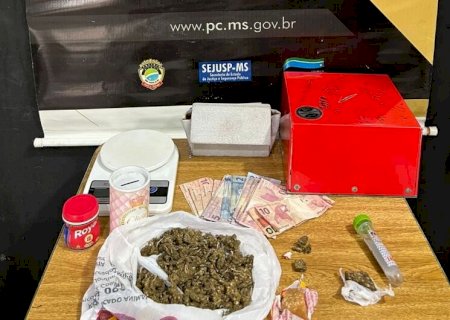 Polícia fecha 'boca de fumo' comandada por mãe e filhos na Vila Rosa