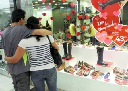 Dia dos Namorados Deve Movimentar R$ 30 Milhões na Economia de Dourados