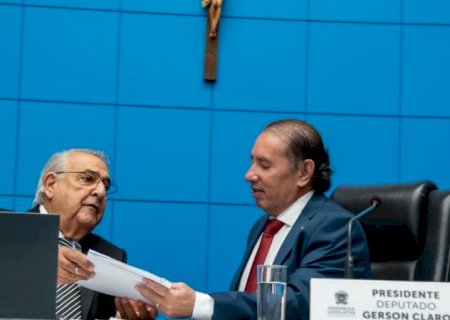 Gerson Claro recebe pedido do TCE