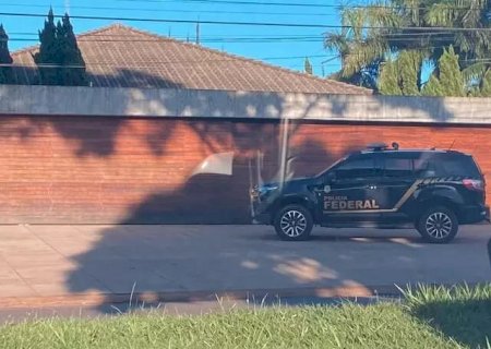 Mansão de pecuarista na fronteira é alvo de operação da Polícia Federal