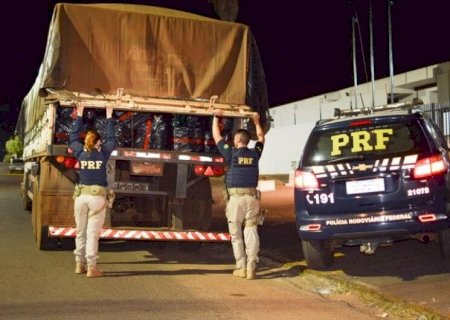 Caminhoneiro é preso tentando levar mais de 3t de maconha até o interior de Minas Gerais