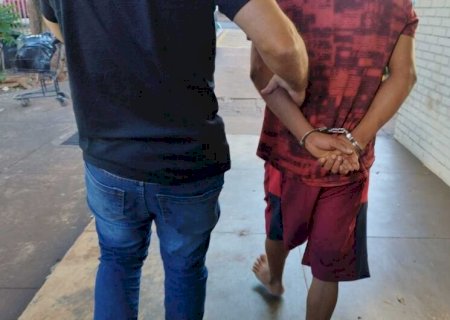 Polícia fecha 'boca de fumo' na favelinha do João Paulo em Dourados