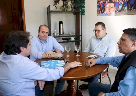 Prefeito recebe representantes da Famasul e Sebrae na Expoagro