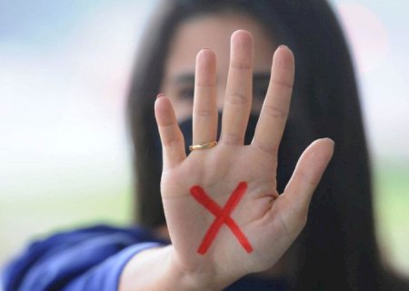 Com fortalecimento de políticas públicas, feminicídios caem 50% em MS