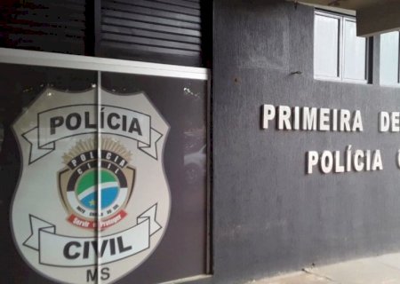 Briga por R$ 10 e cocaína acaba com homem golpeado por foice
