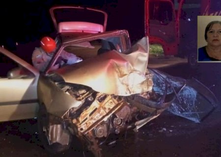 Colisão entre carro e caminhão mata 1 pessoa e deixa outras duas 2 feridas na MS-164