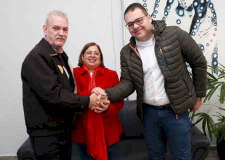 Ministra garante construção da Casa da Mulher em Dourados