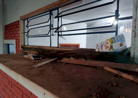 Ceim é arrombado e tem alimentos furtados em Dourados