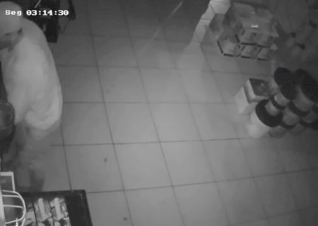 Ladrão invade loja na Marcelino Pires e furta objetos