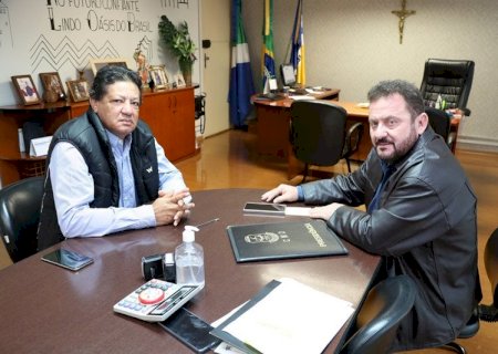 Laudir e Douradown firmam parceria para levar informações aos bairros