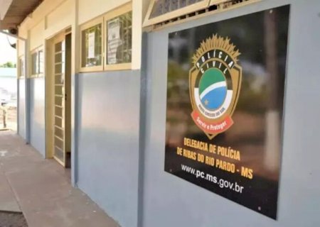 Mãe é suspeita de vender virgindade da filha de 14 anos; jovem era embriagada antes de ser estuprada