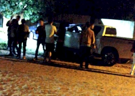 Vereador é assassinado a tiros na fronteira logo após reunião municipal
