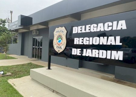 Homem é encontrado baleado nas costas na beira de estrada em MS