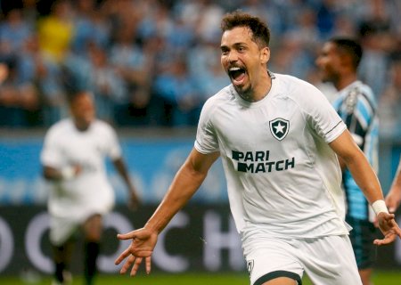 Botafogo vence o Grêmio e amplia vantagem na liderança do Brasileirão
