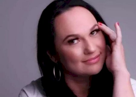 Mulher é morta com 5 tiros na frente da filha de 9 anos pelo ex-marido