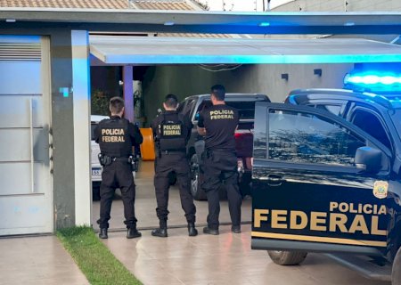 Dois homens são presos acusados de destruir provas contra traficante