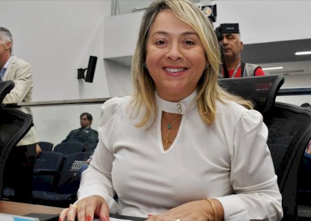 Deputada Lia Nogueira incentiva a campanha Agosto Lilás, do Governo do Estado