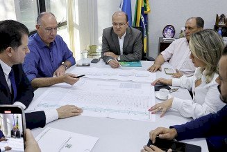 Vice-governador recebe bancada de Dourados para discutir obra da Coronel Ponciano
