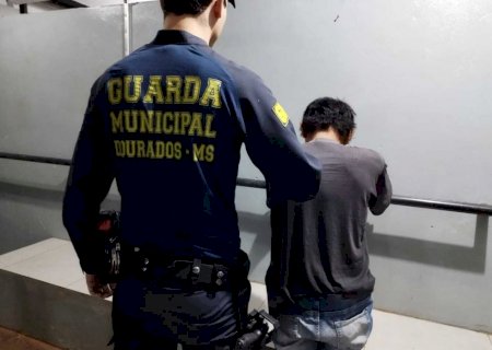 Homem de 59 Anos é Preso Acusado de Estuprar a Filha de 8 Anos