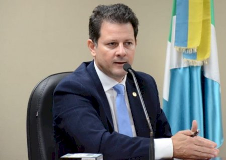 Renato Câmara reivindica cirurgias de catarata para atender idosos