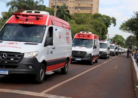 Nova frota de ambulâncias é destaque em desfile de 7 de setembro
