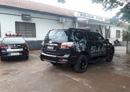 Briga entre mulheres embriagadas acaba com uma esfaqueada em praça