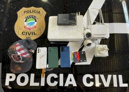 Mulher mata amante que ameaçava revelar caso extraconjugal