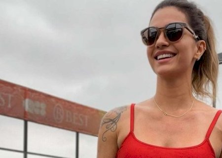 Saradíssima, Kelly Key ostenta pernão musculoso e choca: ''Gata''