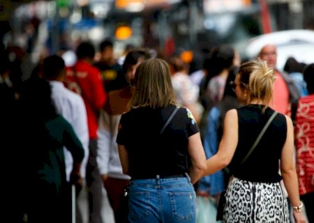 Censo 2022: Mulheres são maioria em todas as regiões pela primeira vez
