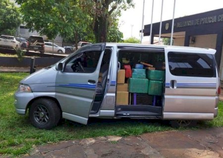 Dupla é presa transportando 1,7 tonelada de maconha em Van na BR-163