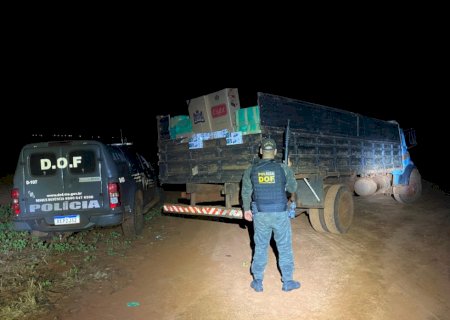 Caminhoneiro é preso com 6,5 mil pacotes de cigarros contrabandeados