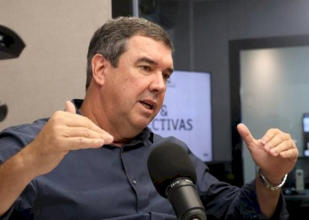 Riedel fecha primeiro ano com 81% de aprovação