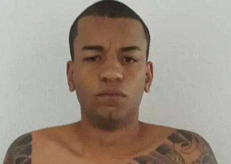 Baleado após assassinar homem com 20 facadas morre em hospital