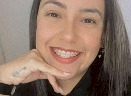 Gerente de banco morre ao ser feita de escudo em assalto