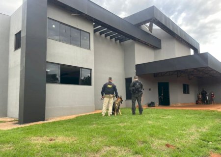 Quadrilha especializada no tráfico de armas e drogas para o RJ é alvo de mandado em MS