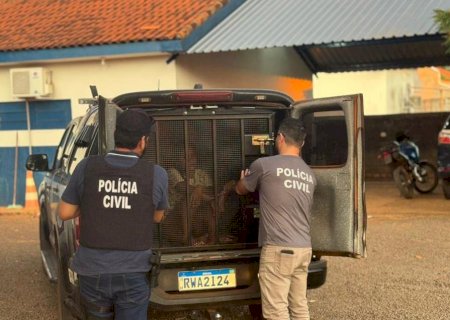 Homem é espancado grupo e cinco pessoas são presas em flagrante