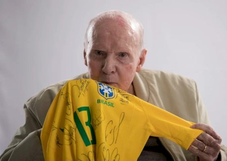 Morre Zagallo, o único tetracampeão mundial de futebol