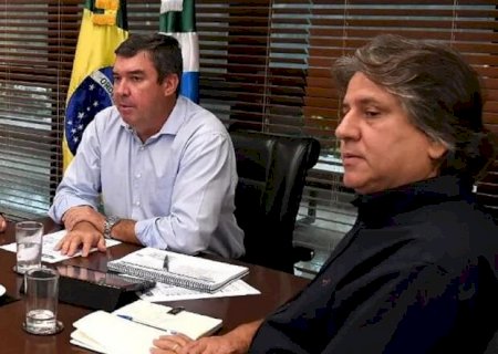 De olho nas eleições, Eduardo Riedel vai trocar dois secretários