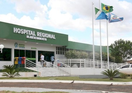 Policial penal e mulher são baleados durante tentativa de assalto na fronteira