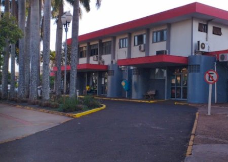 Homem sofre tentativa de homicídio ao ser baleado na perna na aldeia Bororó