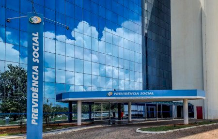 INSS começa a pagar benefícios de fevereiro a partir do dia 23