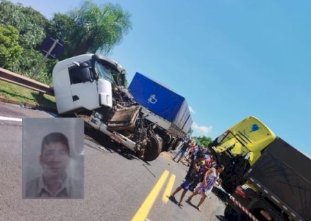 Morre no HV mais um motorista do acidente envolvendo ônibus e 2 carretas entre Juti e Naviraí